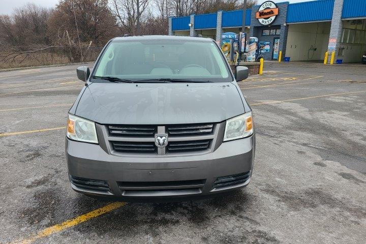 2009 Dodge Grand Caravan SE - Photo #2