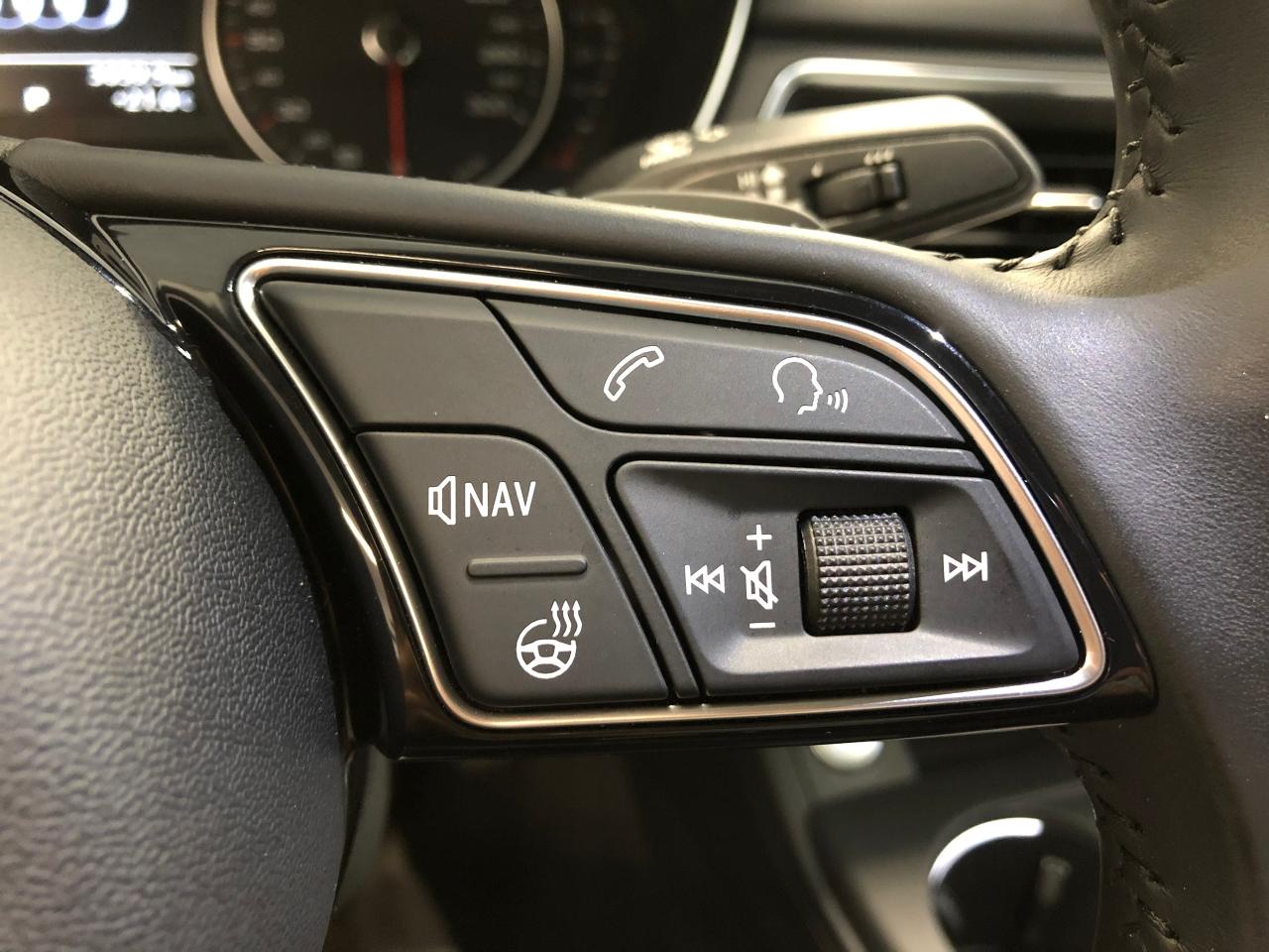 2017 Audi A4 Quattro+Sunroof+RearSensors+ApplePlay+CLEAN CARFAX Photo119