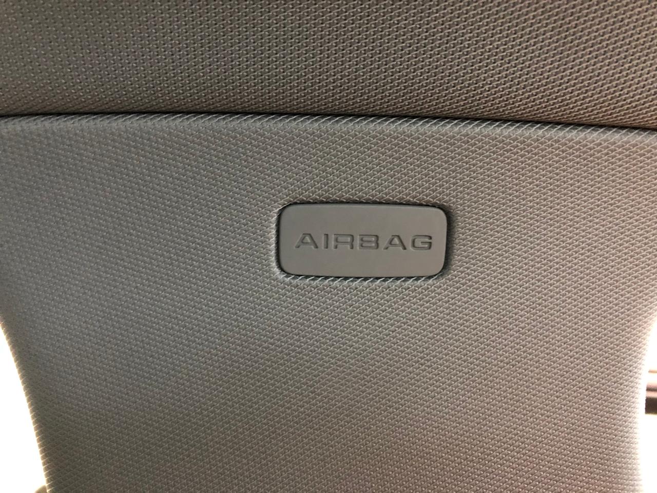 2017 Audi A4 Quattro+Sunroof+RearSensors+ApplePlay+CLEAN CARFAX - Photo #43