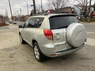 2007 Toyota RAV4 LIMITED  - Photo #4