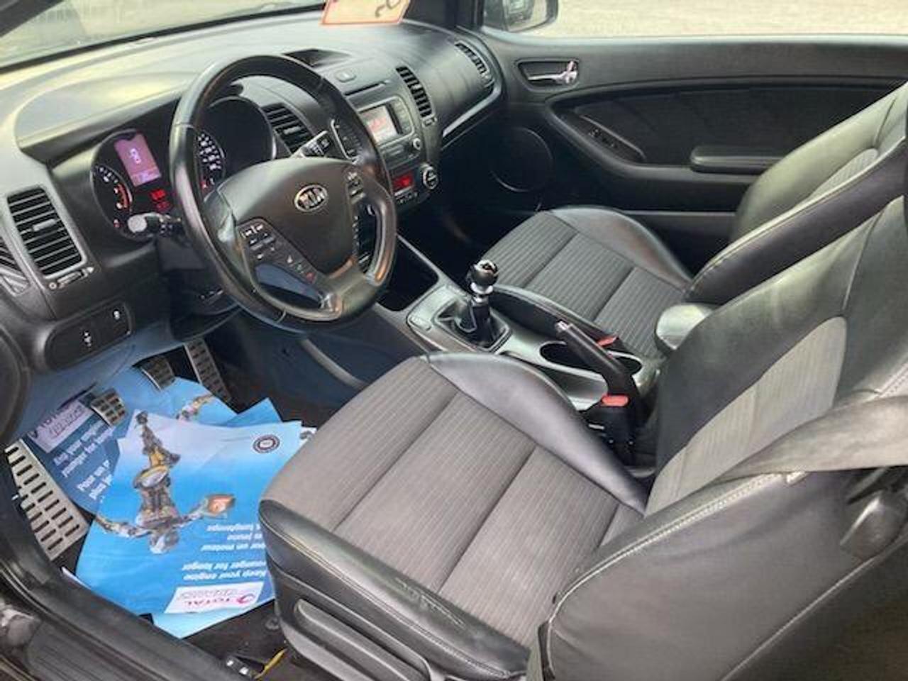 2016 Kia Forte Koup 2dr Cpe Man SX Photo