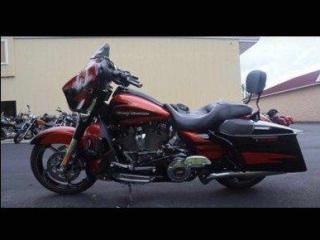 2017 Harley Davidson Street Glide CVO Financing Available - Photo #3