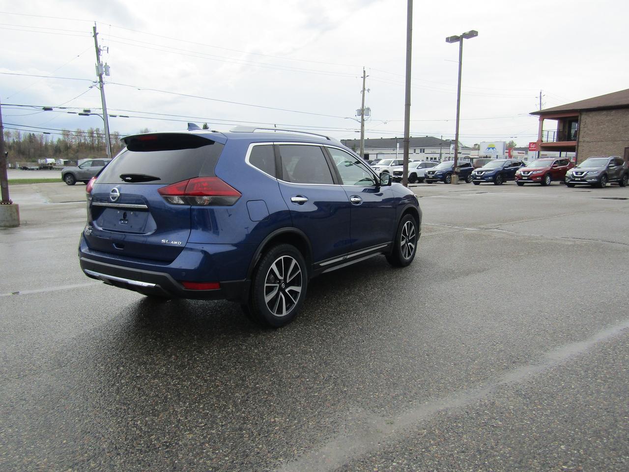 2019 Nissan Rogue SL AWD Photo4