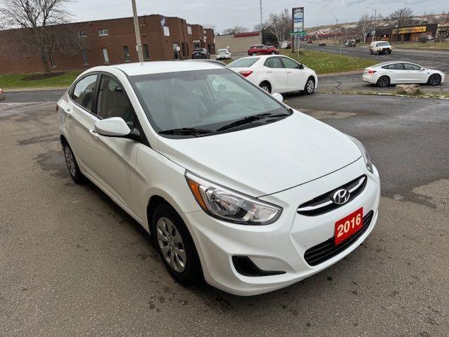 2016 Hyundai Accent GL,ONLY 20000KM,ACCIDENT FREE - Photo #3
