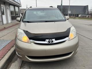 Used 2008 Toyota Sienna 5dr XLE Mobility 8-Pass FWD for sale in Hamilton, ON