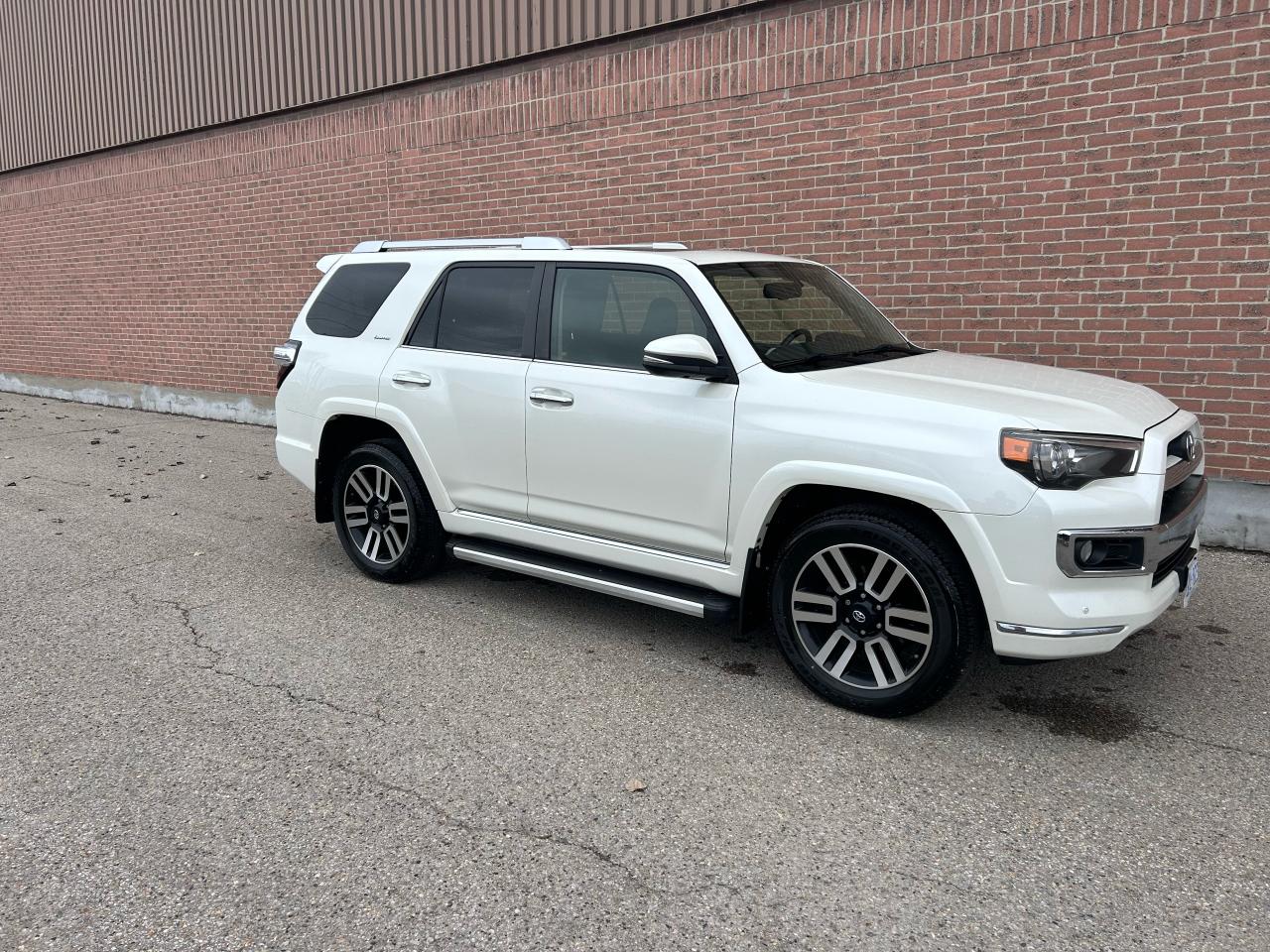 2014 Toyota 4Runner LIMITED, NO ACCIDENTS, CERTIFIED - Photo #5