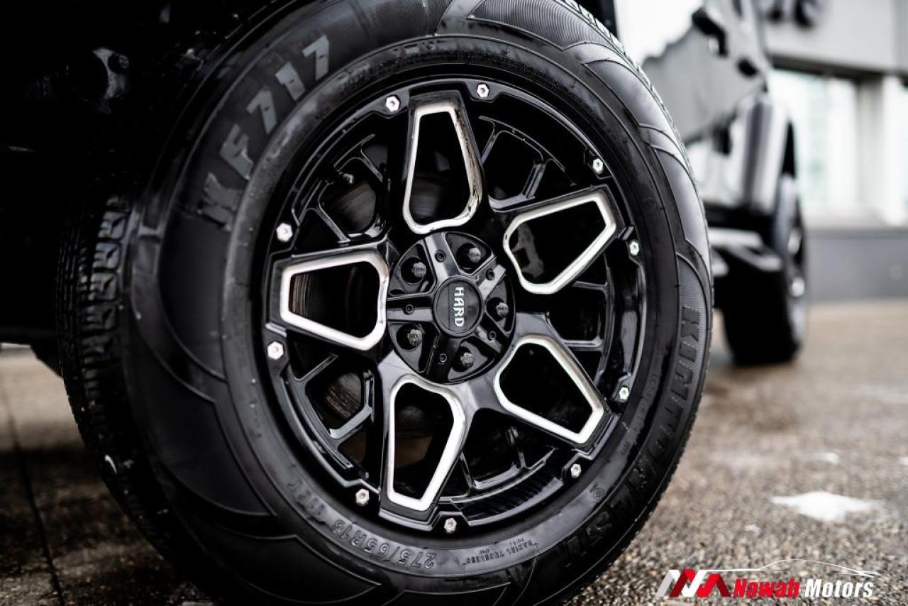 2018 Jeep Wrangler Unlimited SAHARA|4x4|AFTERMARKET ALLOYS|HEATED SEATS|UCONNECT|REAR CAM Photo2