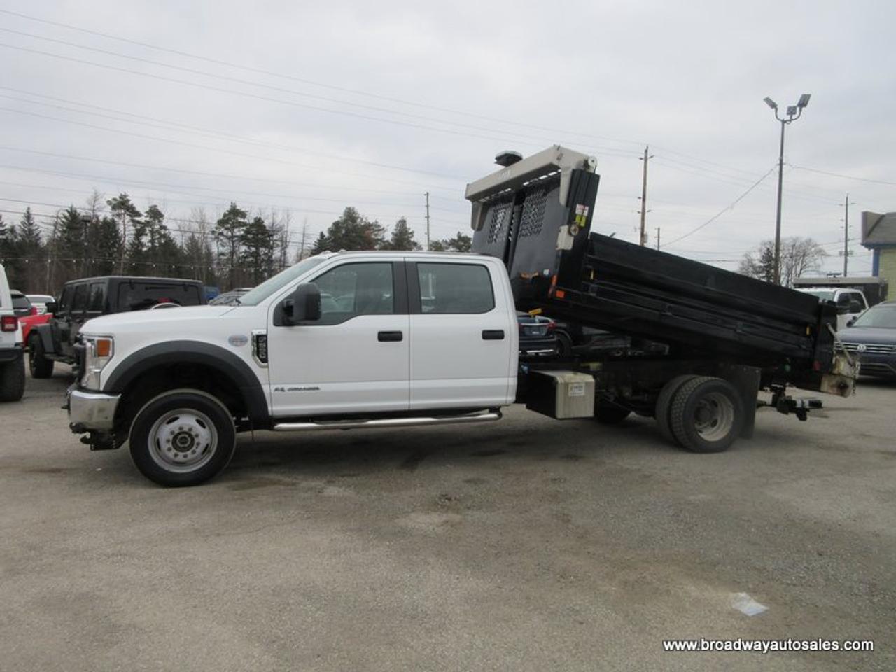 2020 Ford F-550 WORK READY XL-MODEL 6 PASSENGER 6.7L - POWER STROKE DIESEL.. 4X4.. CREW-CAB.. VOTH-HYDRAULIC-DUMP-BOX.. TRAILER BRAKE.. KEYLESS ENTRY.. Photo