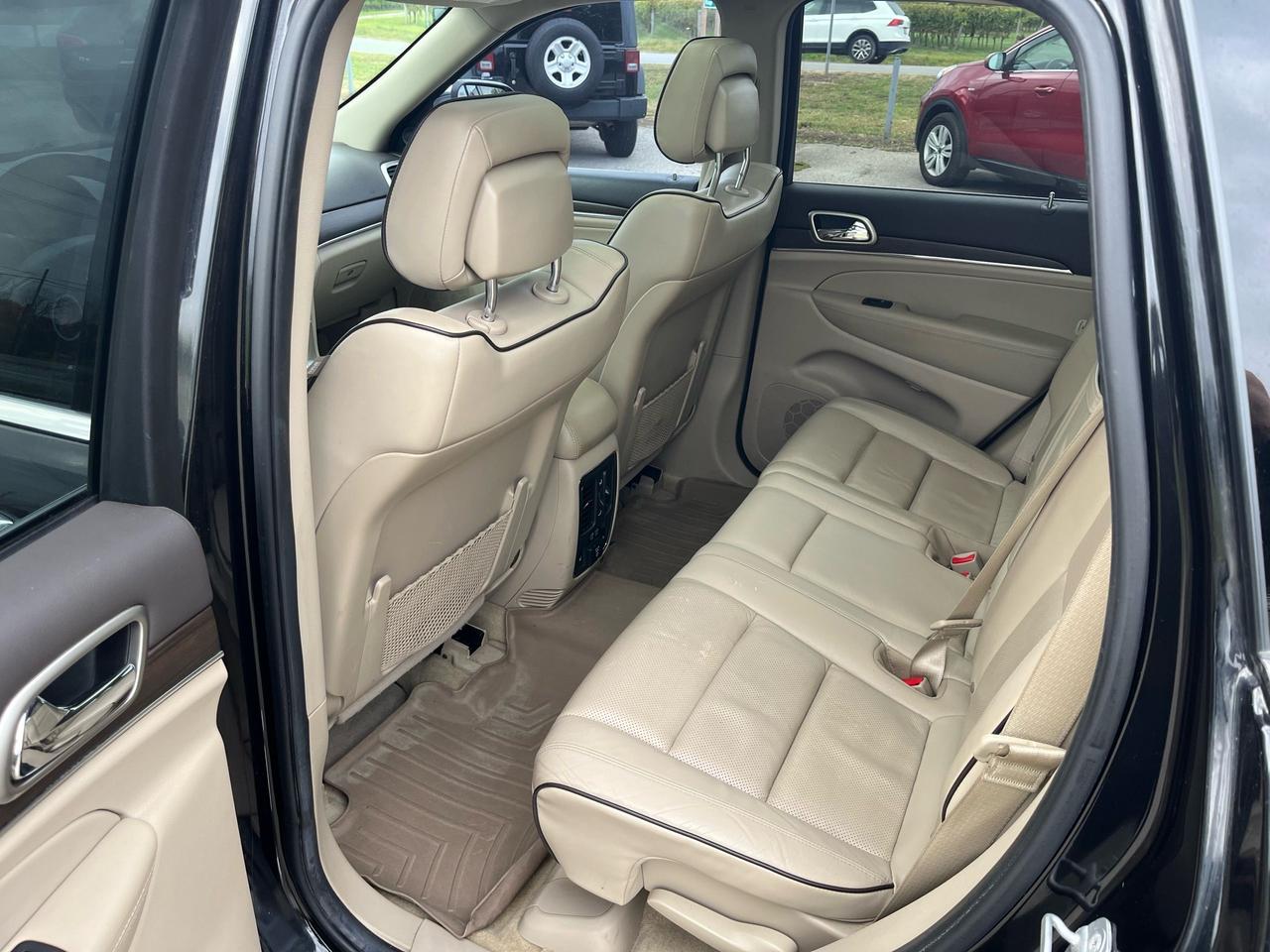 2014 Jeep Grand Cherokee Overland Photo