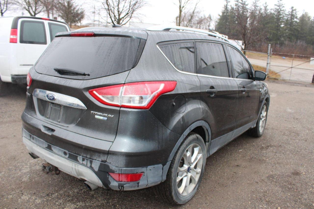 2016 Ford Escape  Photo2