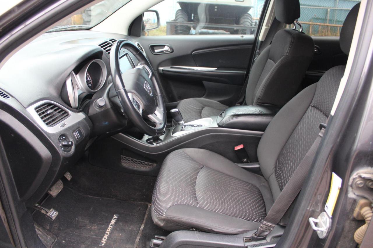 2016 Dodge Journey  Photo4