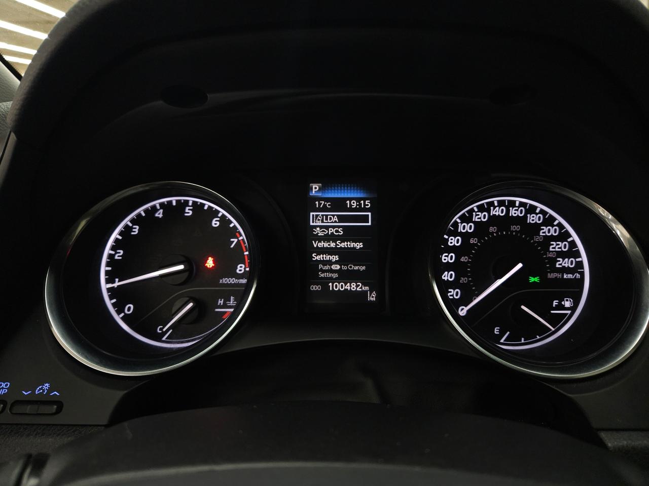 2020 Toyota Camry SE | Leather | ACC | BSM | Heated Seats | CarPlay