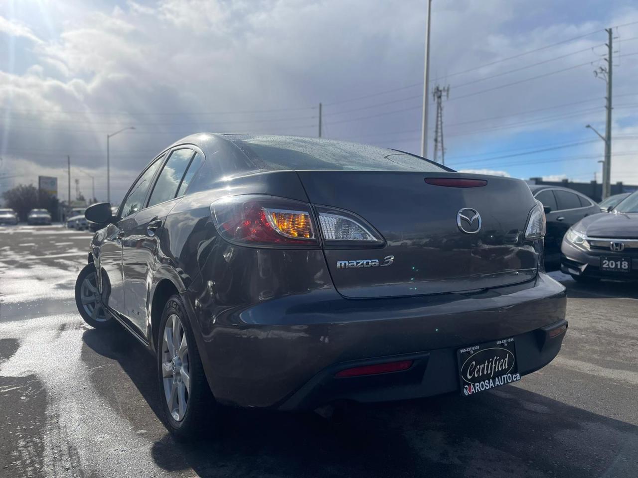 2011 Mazda MAZDA3 4dr Sdn Auto GX P WINDOWS P LOCKS LOW KM - Photo #5