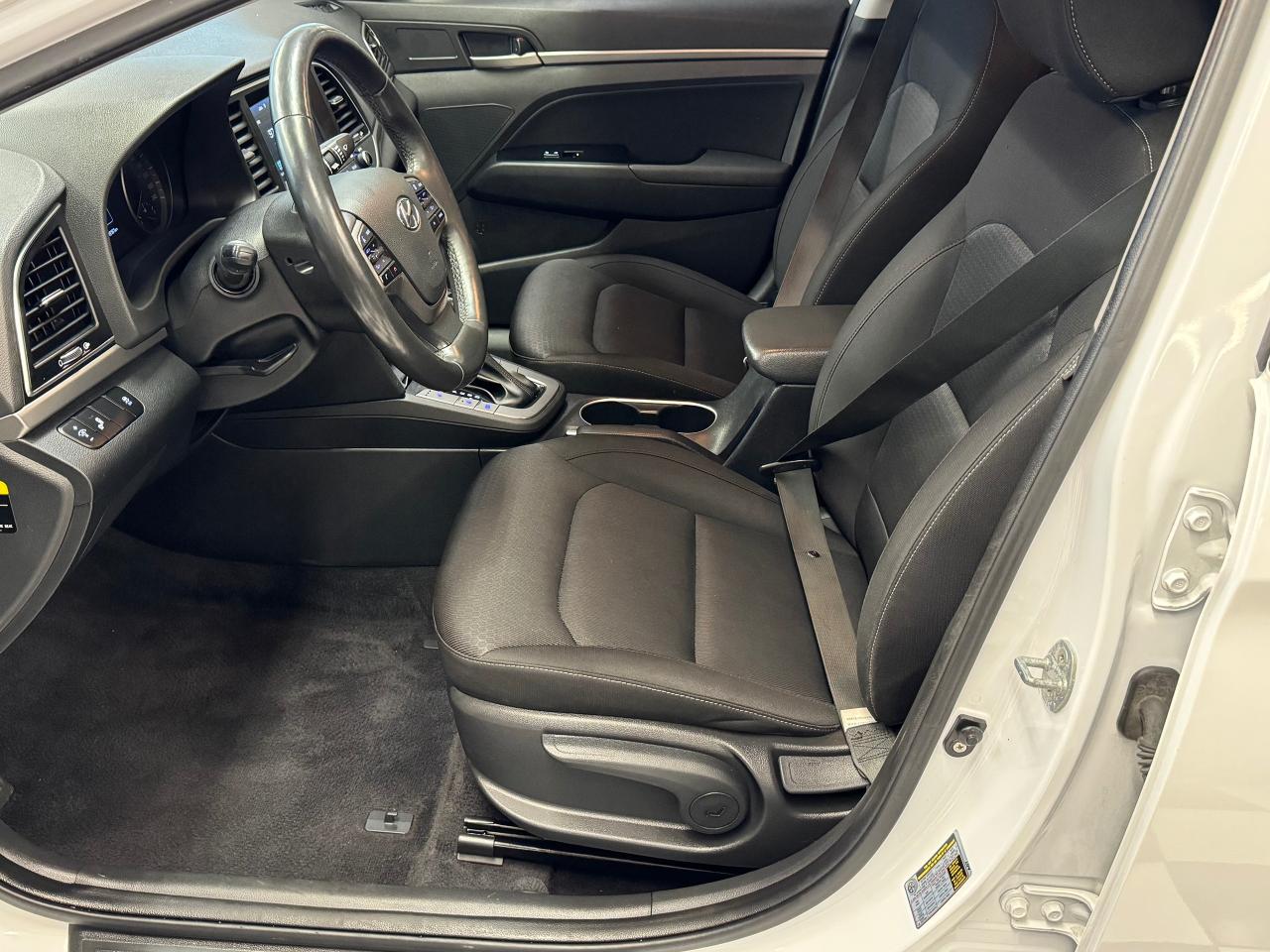 2018 Hyundai Elantra GL SE+Roof+ApplePlay+Blind Spot+CLEAN CARFAX Photo79