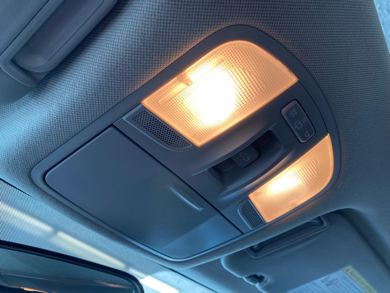 2018 Hyundai Elantra GL SE+Roof+ApplePlay+Blind Spot+CLEAN CARFAX - Photo #46