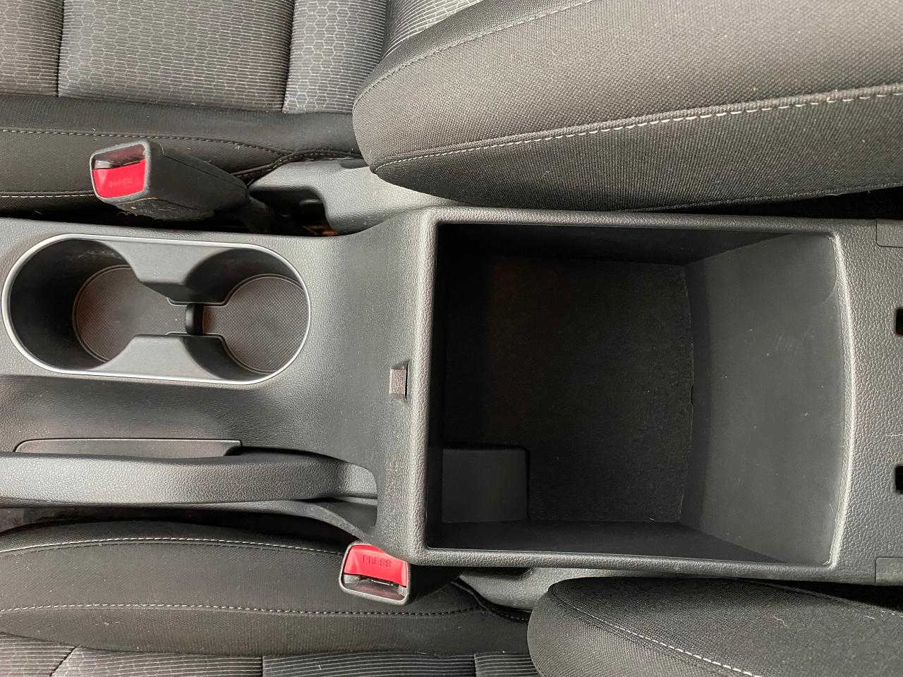 2018 Hyundai Elantra GL SE+Roof+ApplePlay+Blind Spot+CLEAN CARFAX Photo108