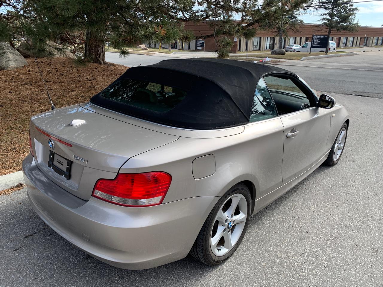 2011 BMW 1 Series 128i CONVERTIBLE-CABRIOLET-ONLY 109K KMS!! - Photo #7