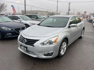 Used 2014 Nissan Altima 2.5 SV for sale in Hamilton, ON