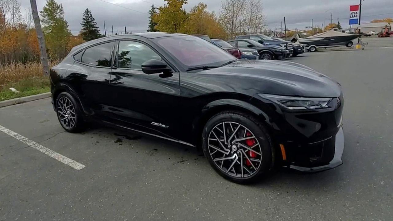 2022 Ford Mustang Mach-E GT Performance Edition AWD ELECTRIC, LEATHER HEATED SEATS, HEATED STEERING WHEEL, MOONROOF, SIRIUS XM, 360 BACK UP CAMERA! Photo