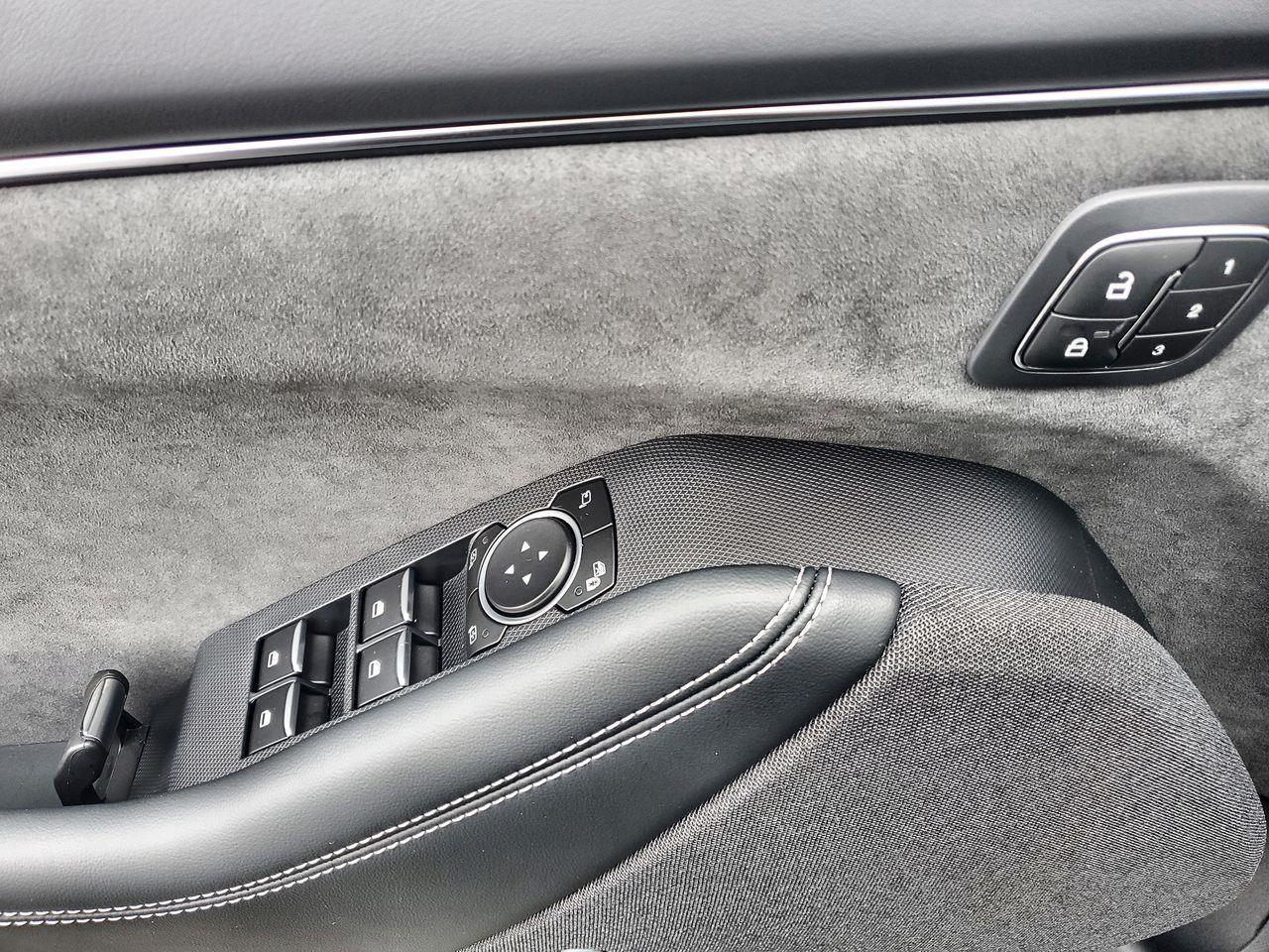 2022 Ford Mustang Mach-E GT Performance Edition AWD ELECTRIC, LEATHER HEATED SEATS, HEATED STEERING WHEEL, MOONROOF, SIRIUS XM, 360 BACK UP CAMERA! Photo