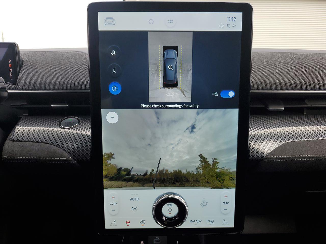 2022 Ford Mustang Mach-E GT Performance Edition AWD ELECTRIC, LEATHER HEATED SEATS, HEATED STEERING WHEEL, MOONROOF, SIRIUS XM, 360 BACK UP CAMERA! Photo