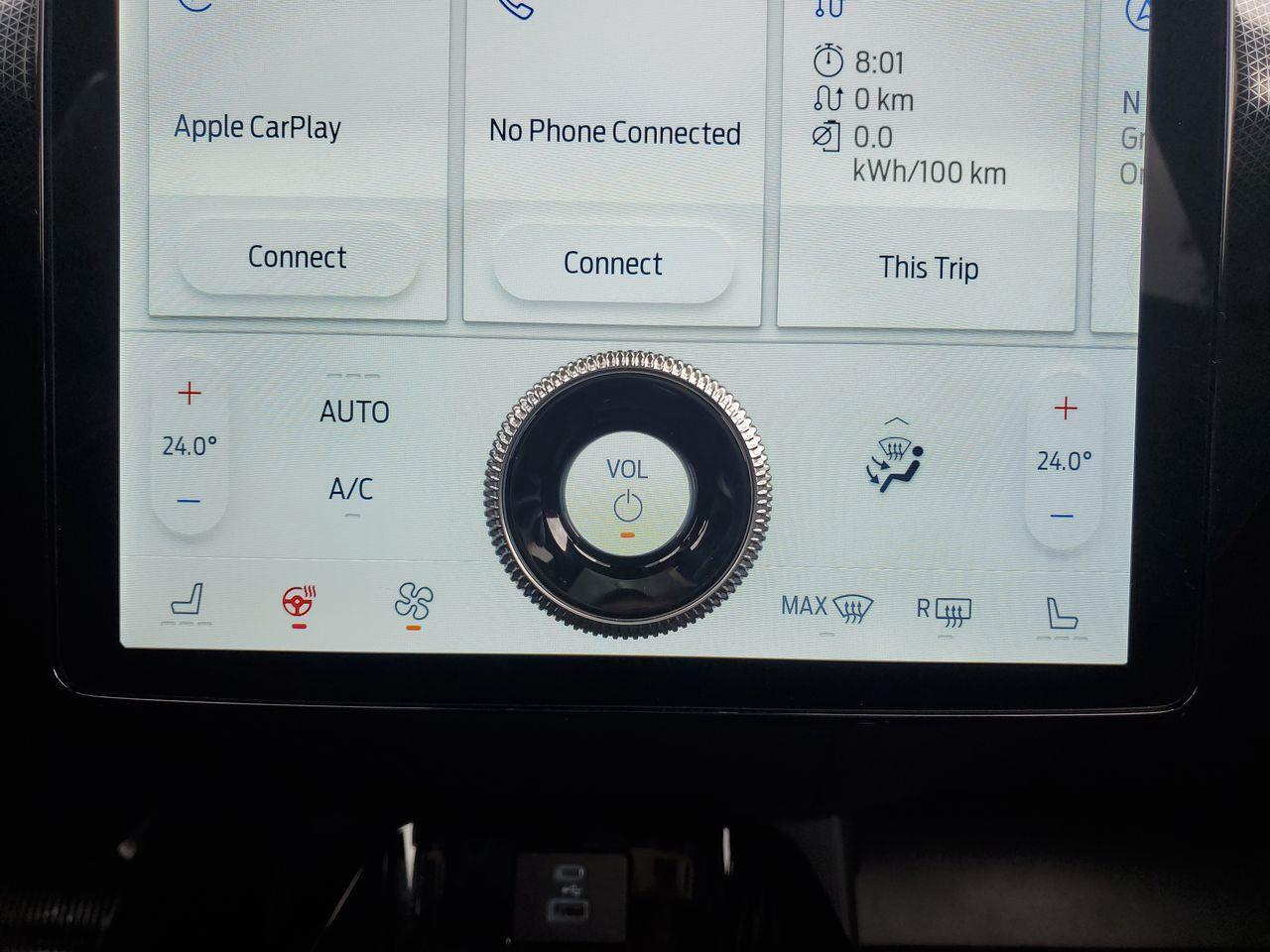 2022 Ford Mustang Mach-E GT Performance Edition AWD ELECTRIC, LEATHER HEATED SEATS, HEATED STEERING WHEEL, MOONROOF, SIRIUS XM, 360 BACK UP CAMERA! Photo