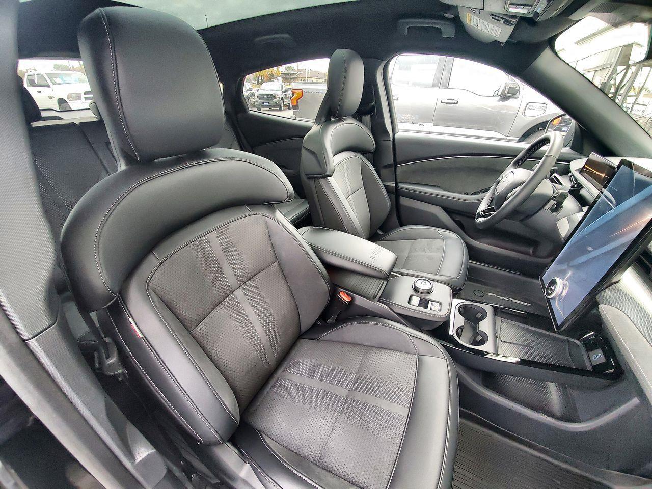 2022 Ford Mustang Mach-E GT Performance Edition AWD ELECTRIC, LEATHER HEATED SEATS, HEATED STEERING WHEEL, MOONROOF, SIRIUS XM, 360 BACK UP CAMERA! Photo