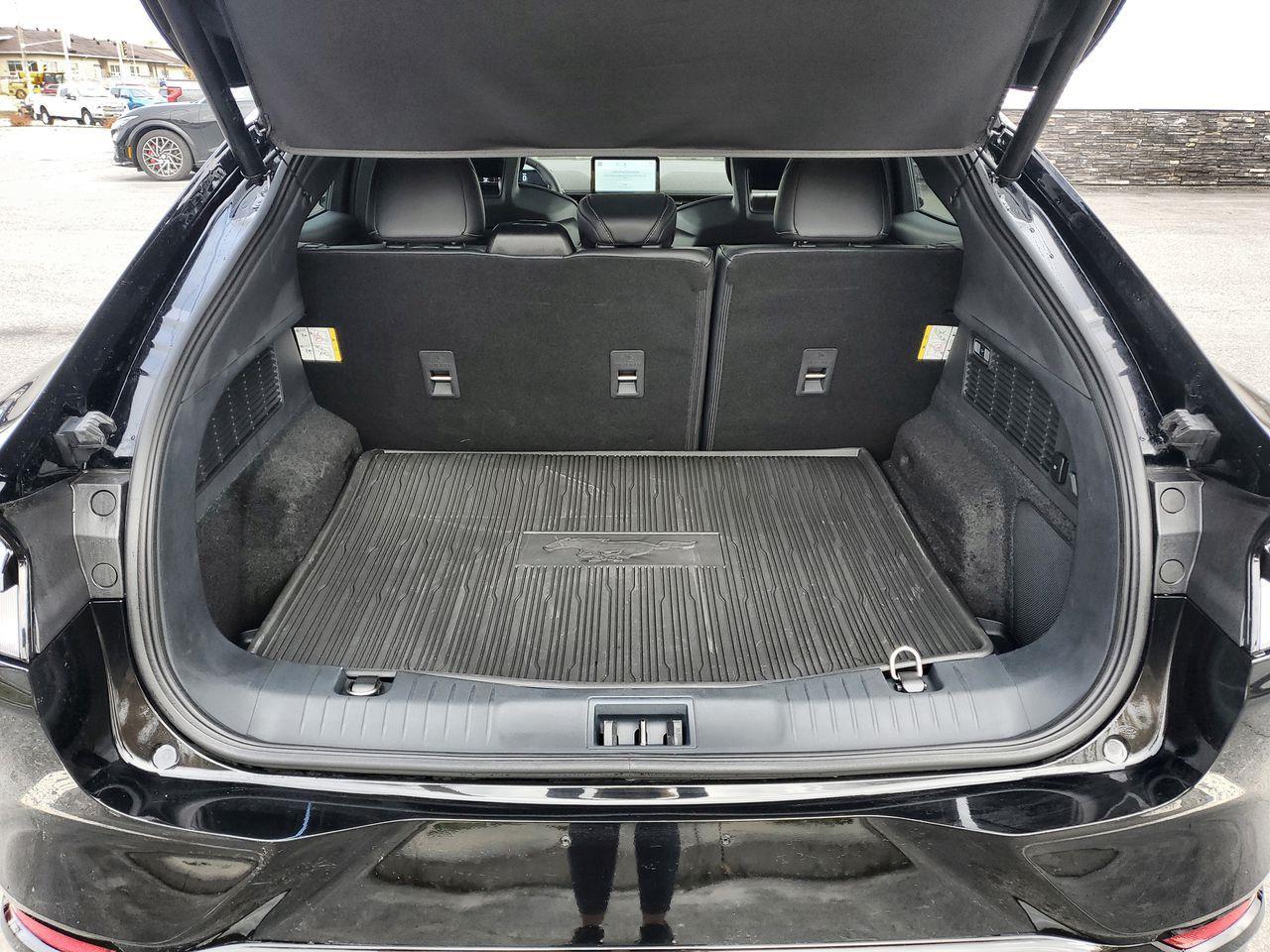 2022 Ford Mustang Mach-E GT Performance Edition AWD ELECTRIC, LEATHER HEATED SEATS, HEATED STEERING WHEEL, MOONROOF, SIRIUS XM, 360 BACK UP CAMERA! Photo