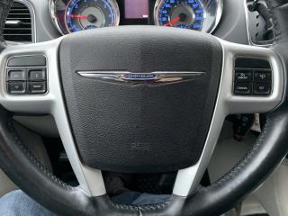 2014 Chrysler Town & Country TOURING - Photo #14