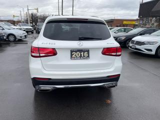 2016 Mercedes-Benz GL-Class 4MATIC GLC NO ACCIDENT NAVIG PANO BLIND SPOTALERT - Photo #5