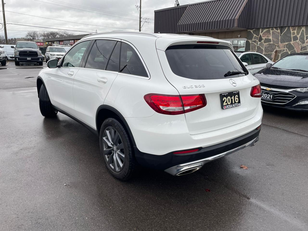 2016 Mercedes-Benz GL-Class 4MATIC GLC NO ACCIDENT NAVIG PANO BLIND SPOTALERT - Photo #6