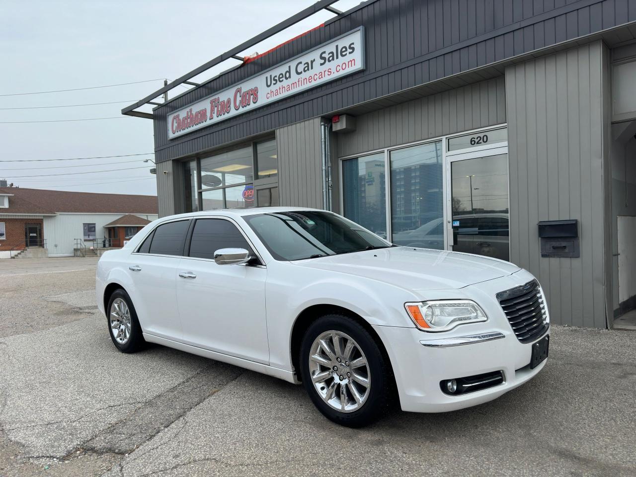2012 Chrysler 300 LIMITED