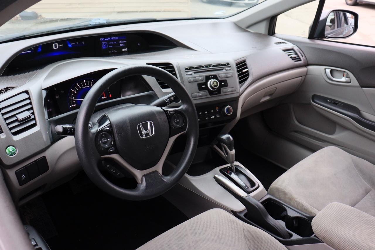 2012 Honda Civic LX | Auto | Bluetooth | Power Group | Aux Input ++ Photo22