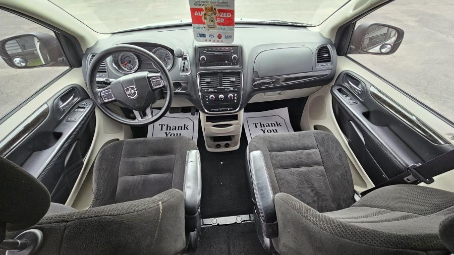 2015 Dodge Grand Caravan SE - Photo #15