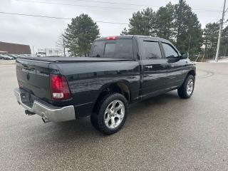 2015 RAM 1500 4WD Crew Cab 140.5" Laramie - Photo #5