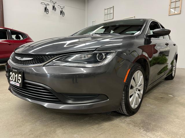 2015 Chrysler 200 4dr Sdn LX FWD