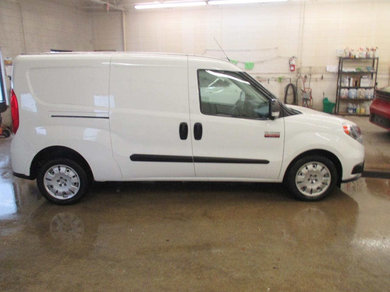 2022 RAM ProMaster Cargo Van