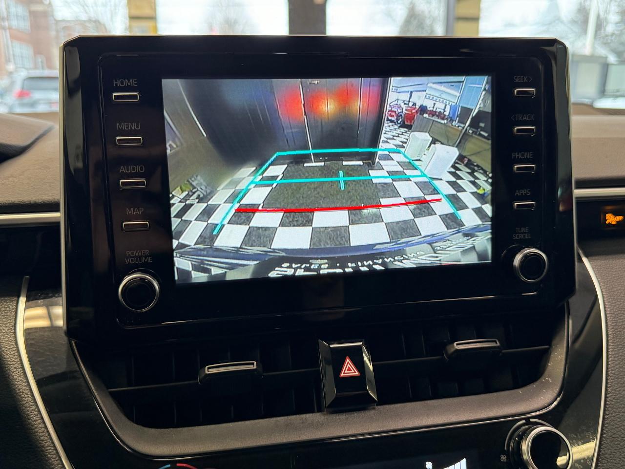 2020 Toyota Corolla LE+Adaptive Cruise+Heated Seats+CLEAN CARFAX - Photo #11
