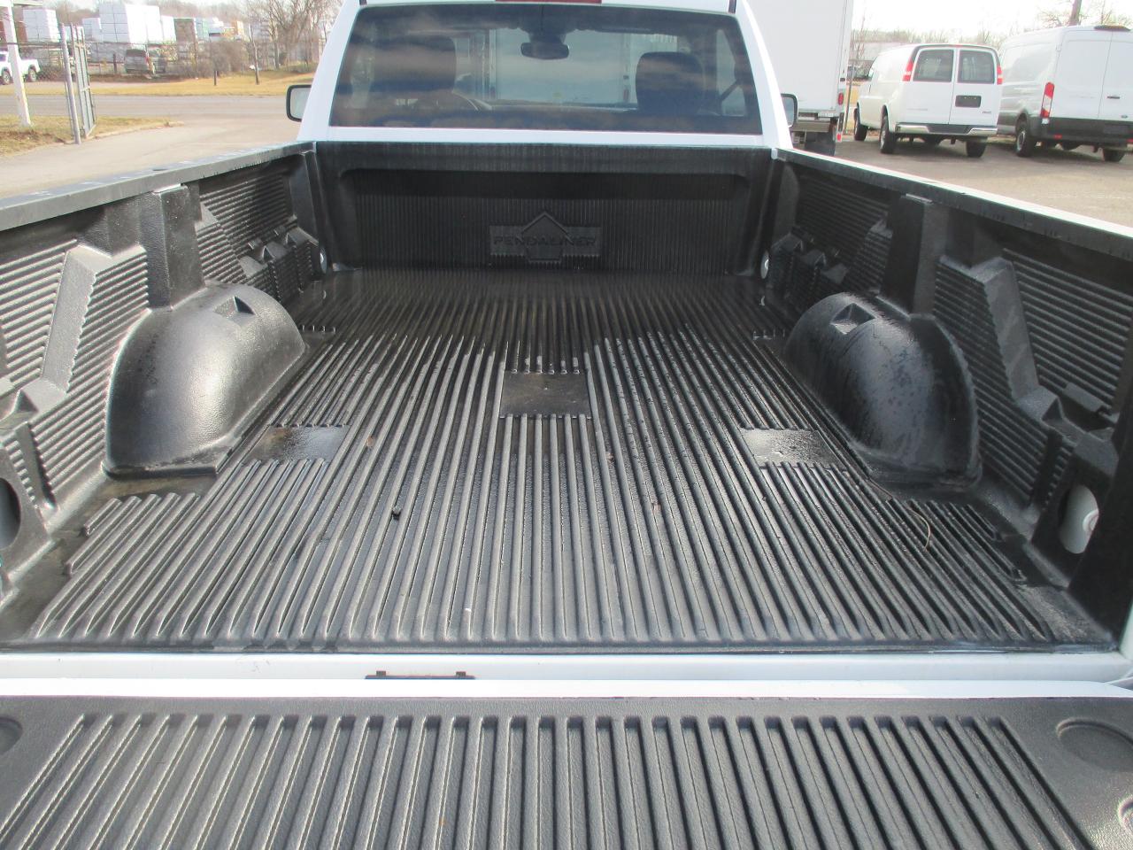 2021 RAM 1500 Classic SLT 4x2 Reg Cab 8' Box - Photo #7