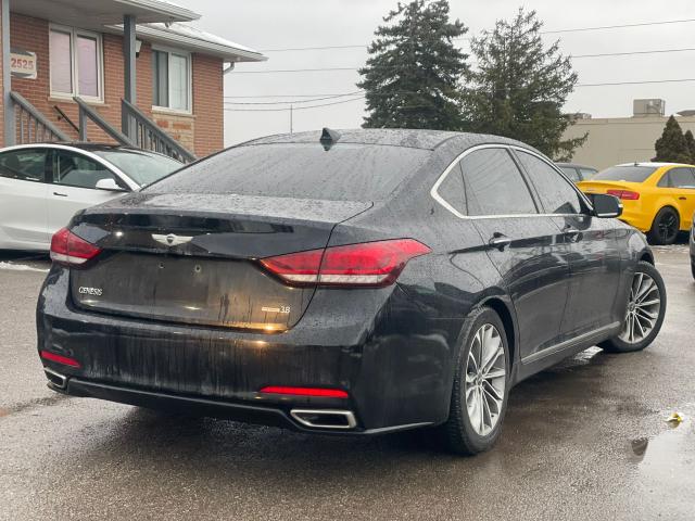 2015 Hyundai Genesis 3.8 AWD / LUXURY PKG / NAV / HEATED LEATHER SEATS Photo5