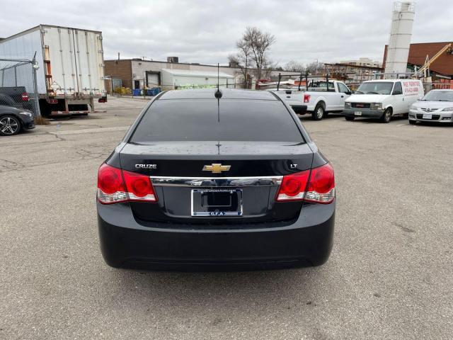 2016 Chevrolet Cruze LT MODEL, LEATHER SEATS, SUNROOF, HEATED SEATS, RE Photo4