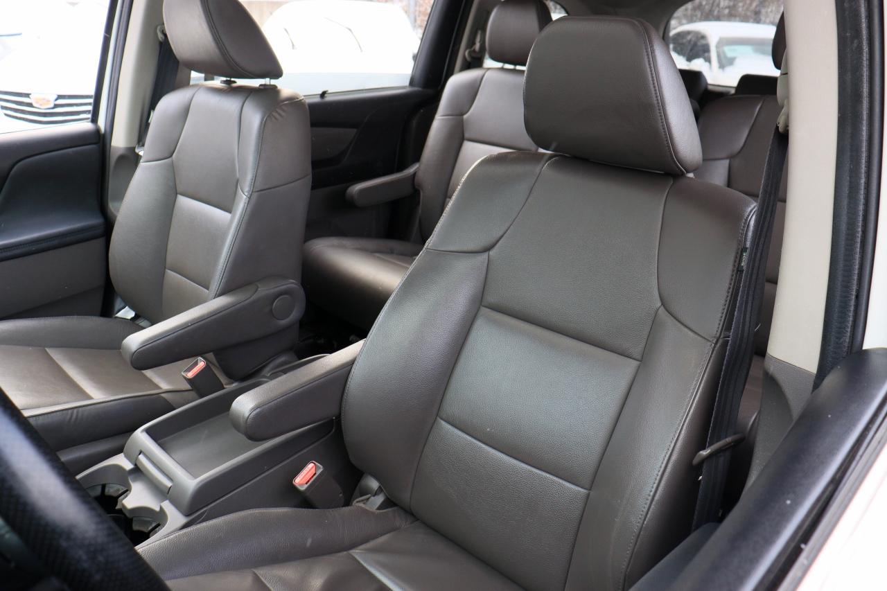 2016 Honda Odyssey EX-L | Leather | Roof | Nav | Cam | Pwr Doors ++ Photo26