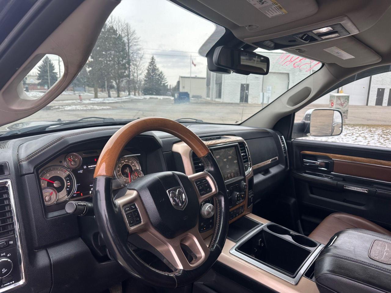 2014 RAM 1500 4WD Crew Cab 149" LARAMIE LONGHORN - Photo #14