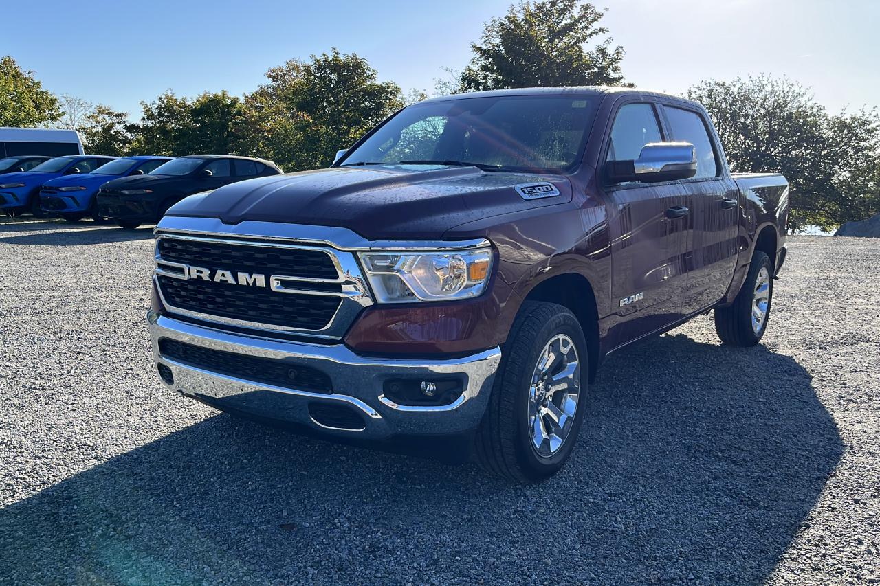 New 2024 RAM 1500 Big Horn 4x4 Crew Cab 5'7