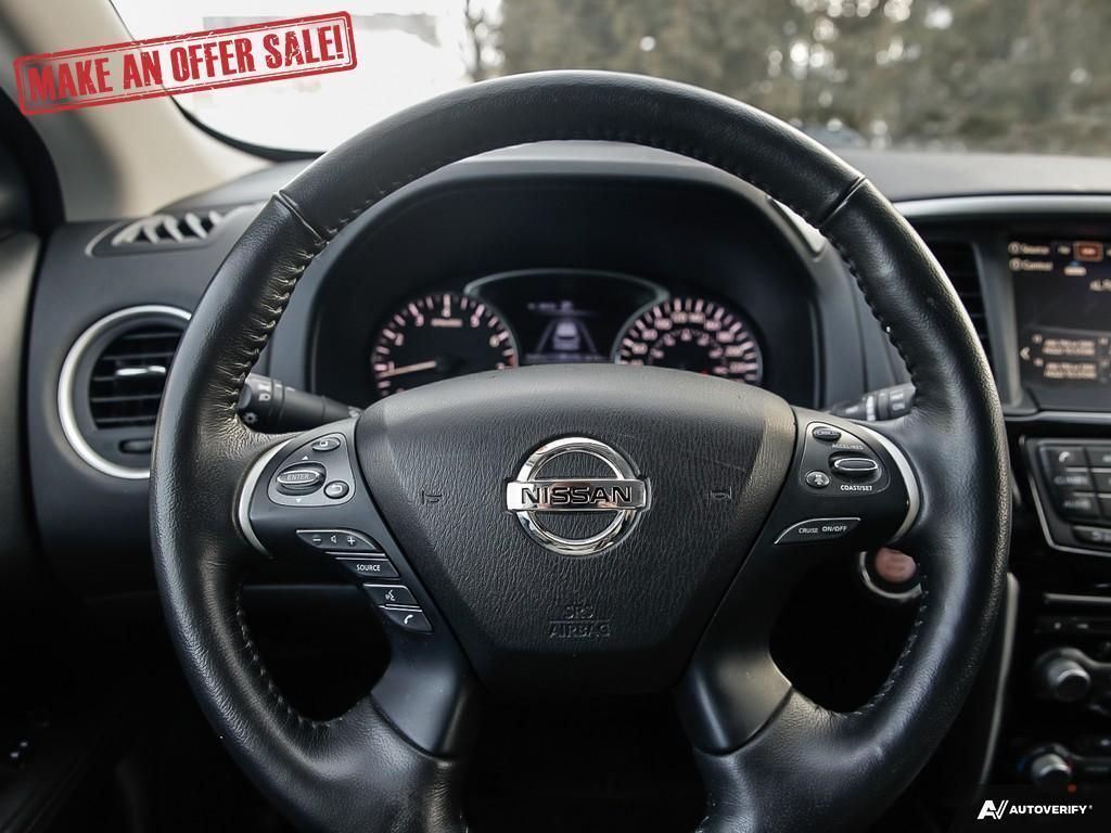 2020 Nissan Pathfinder SV Tech