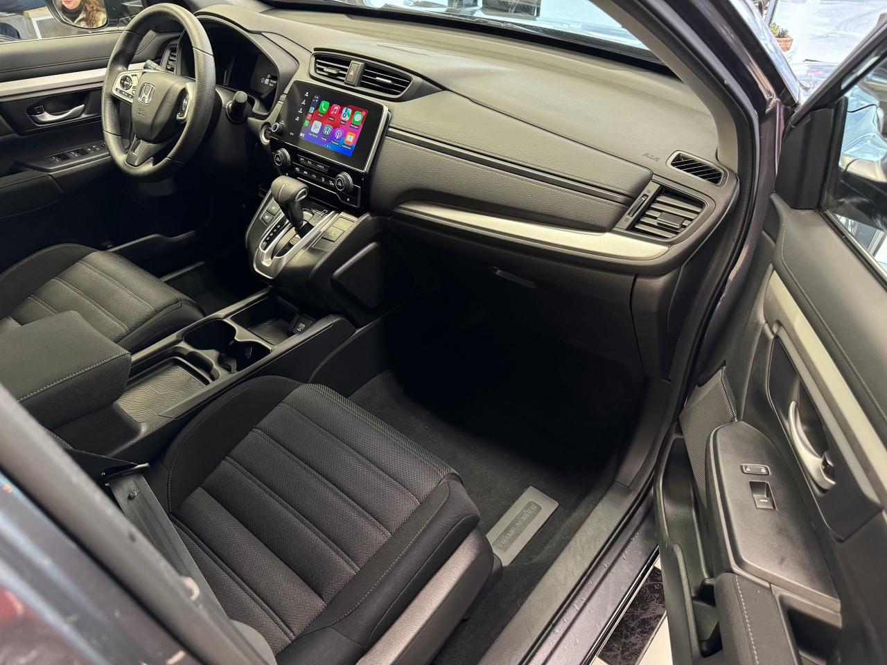 2019 Honda CR-V LX+Camera+ApplePlay+Remote Start+CLEAN CARFAX Photo19