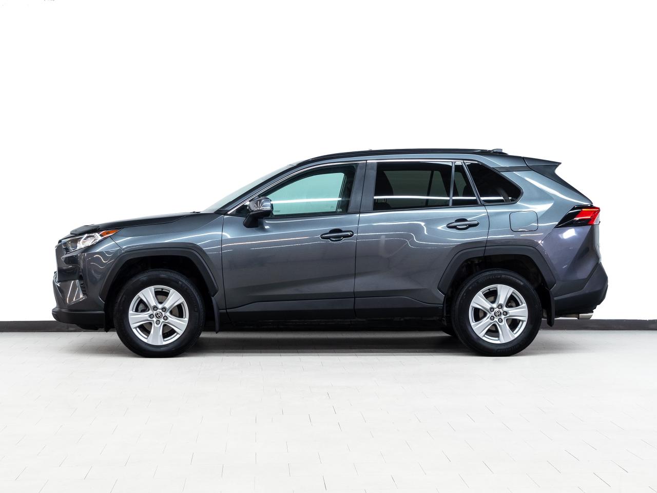 2021 Toyota RAV4 XLE | AWD | Sunroof | BSM | Heated Seats | CarPlay