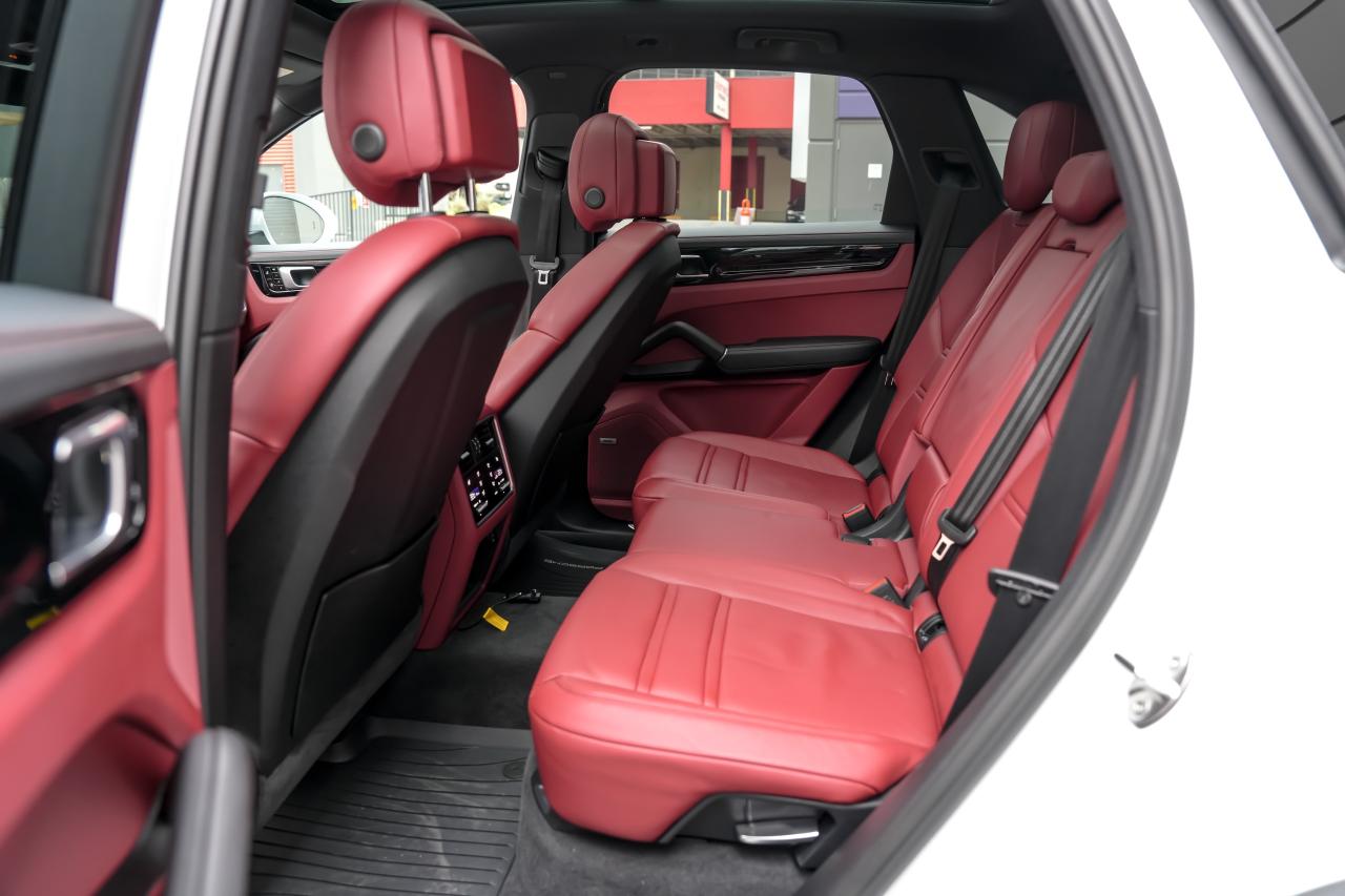 2019 Porsche Cayenne E-Hybrid - Photo #15