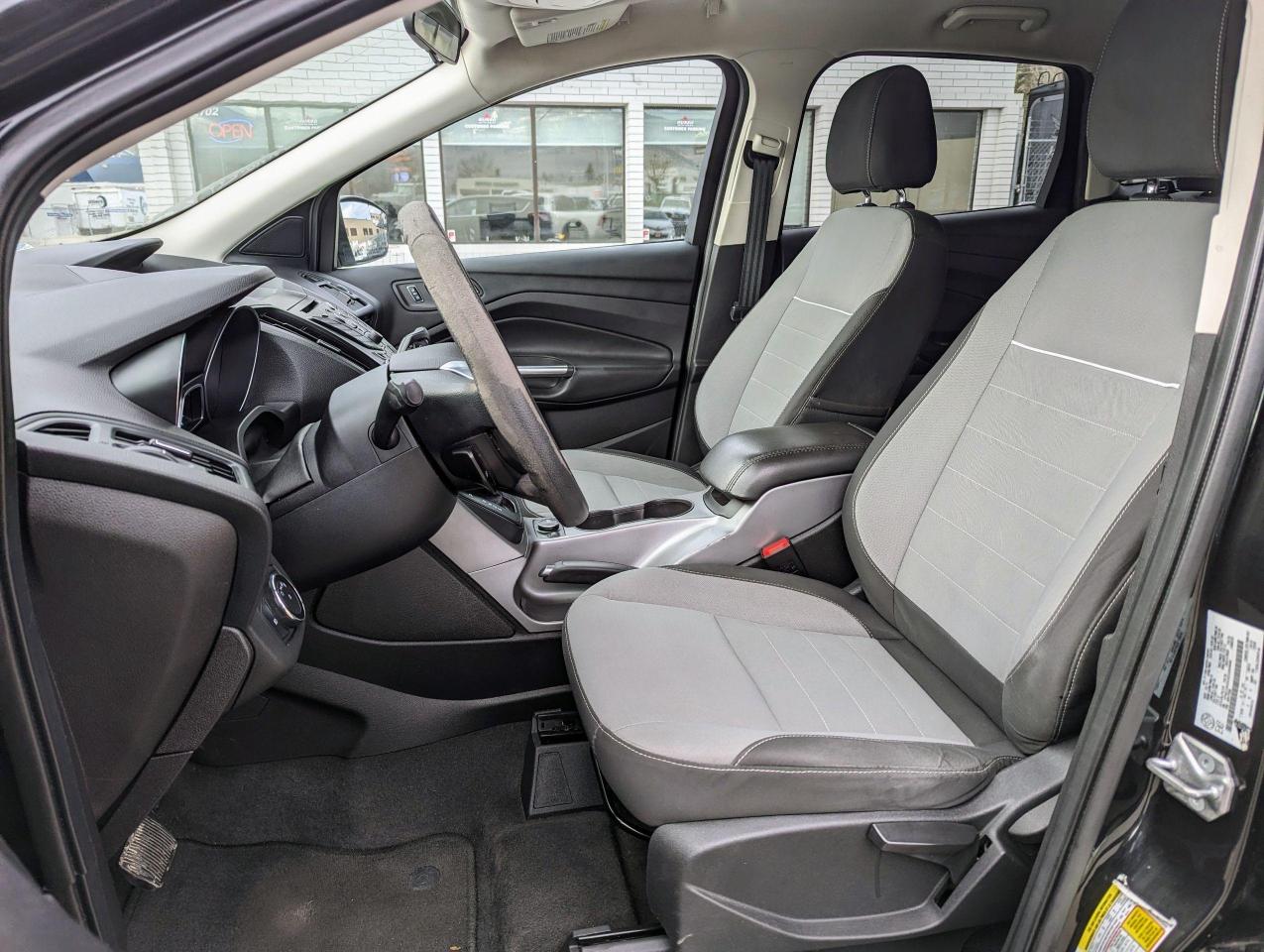 2014 Ford Escape SE Turbo, Front Wheel Drive - Photo #12