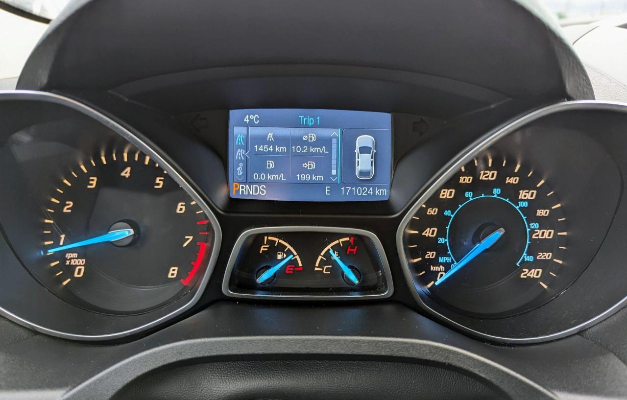 2014 Ford Escape SE Turbo, Front Wheel Drive - Photo #19